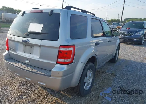 2011 Ford Escape Xlt from USA, damaged, VIN 1FMCU0D71BKC19299